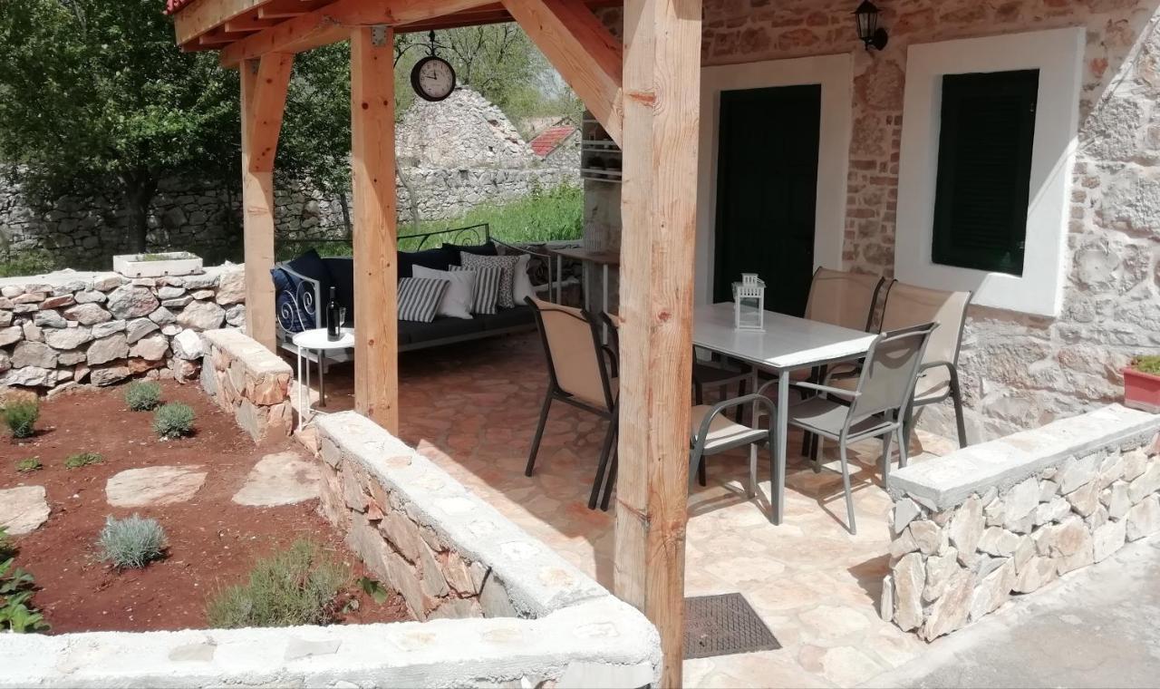 Krka Waterfalls Stonehouse Roko Lozovac Buitenkant foto