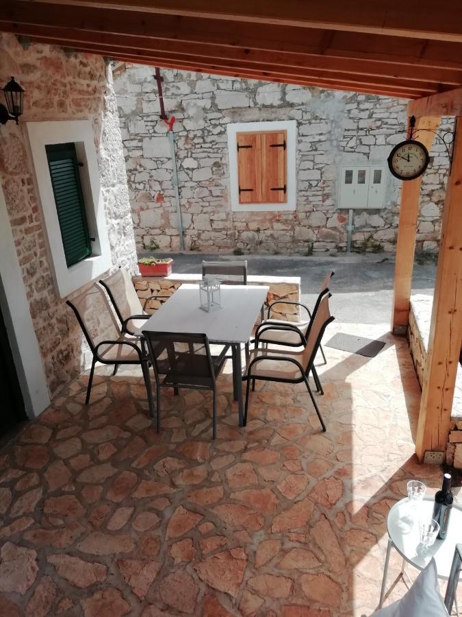 Krka Waterfalls Stonehouse Roko Lozovac Buitenkant foto